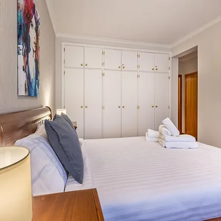 Machico City Apt *
