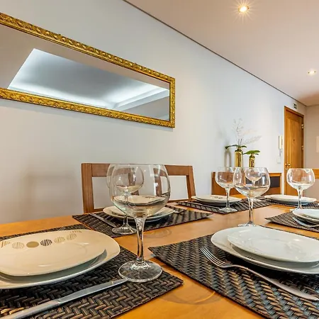 Machico City Apt Апартаменты *