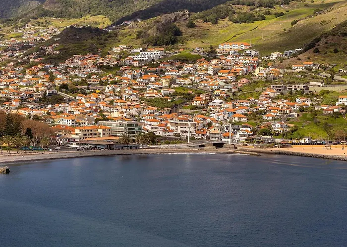 Machico City Apt شقة